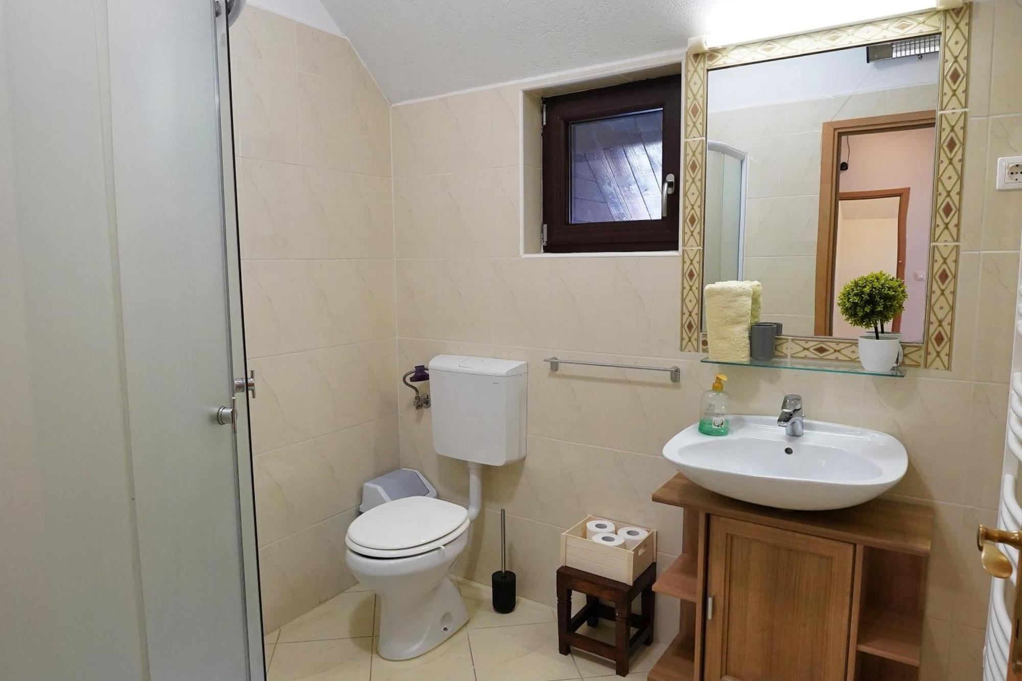 Apartment Jacobs 4 Bedroom Private House *