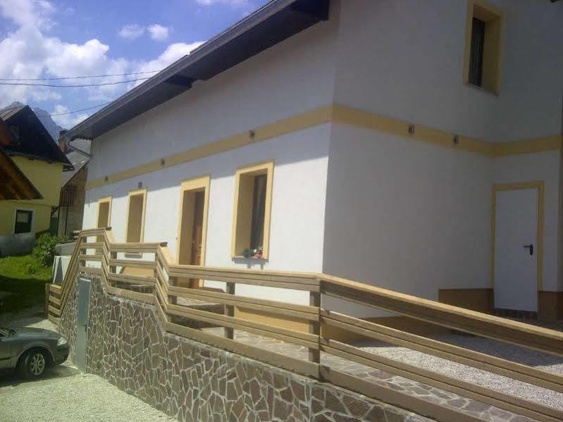 Jacobs 4 Bedroom Private House *